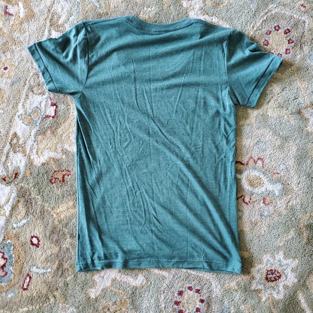 Graphic tee - Picture 2 of 2